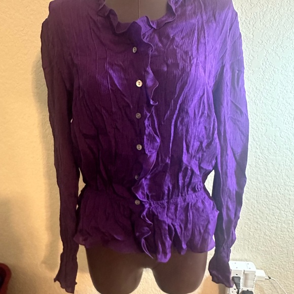 IE 100% Silk Blouse - Picture 1 of 4